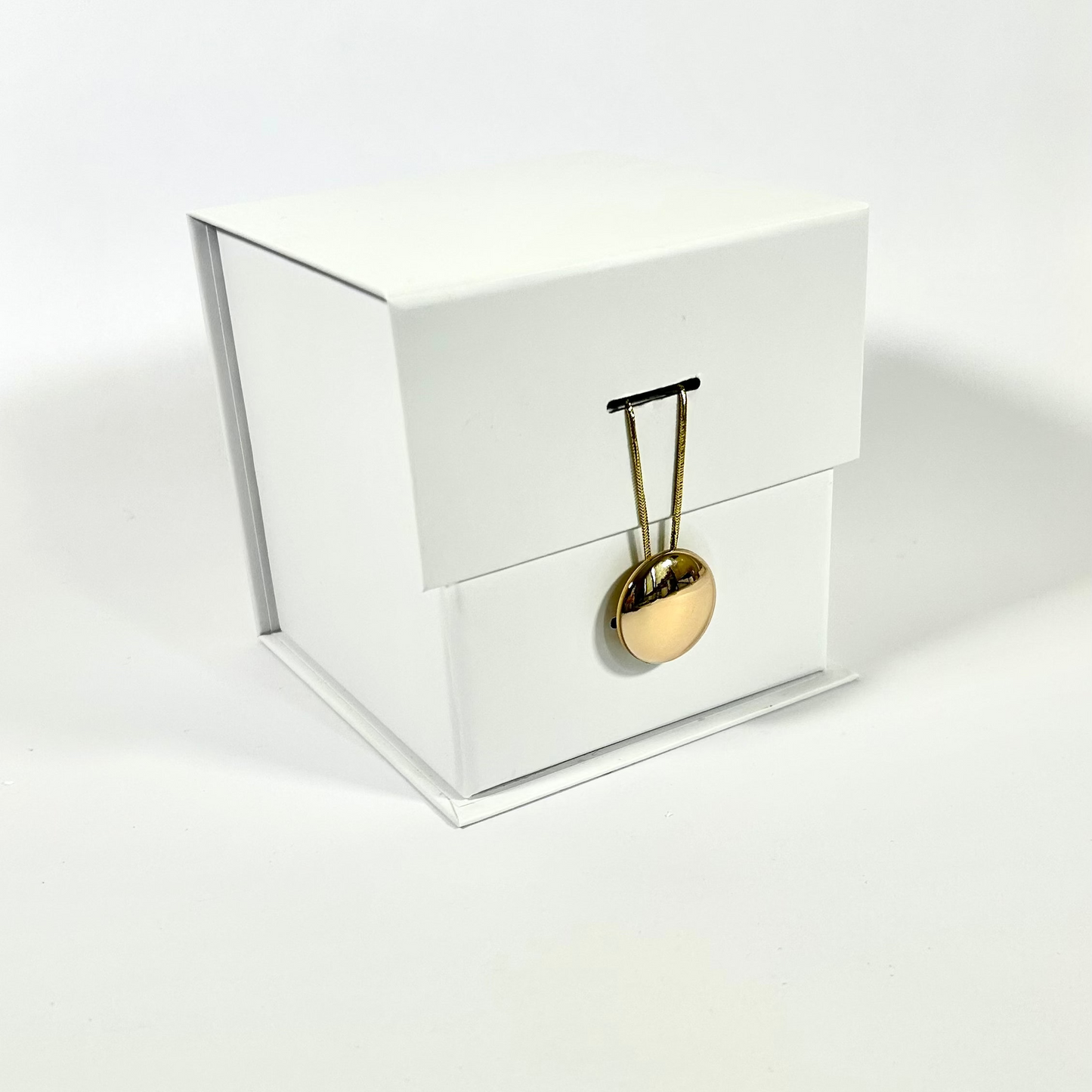 Wild Instinct collection -Dark Honey & Tobacco Scented Candle